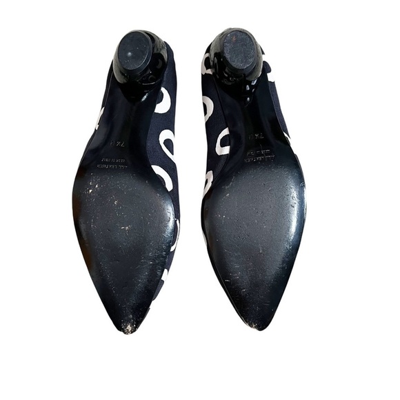 Yves Saint Laurent Vintage Black & White Circle Heel Kitten Heels - Picture 7 of 9